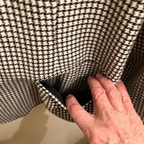 ALEXON blazer size 16(?) colour black and white - Picture 2 of 6